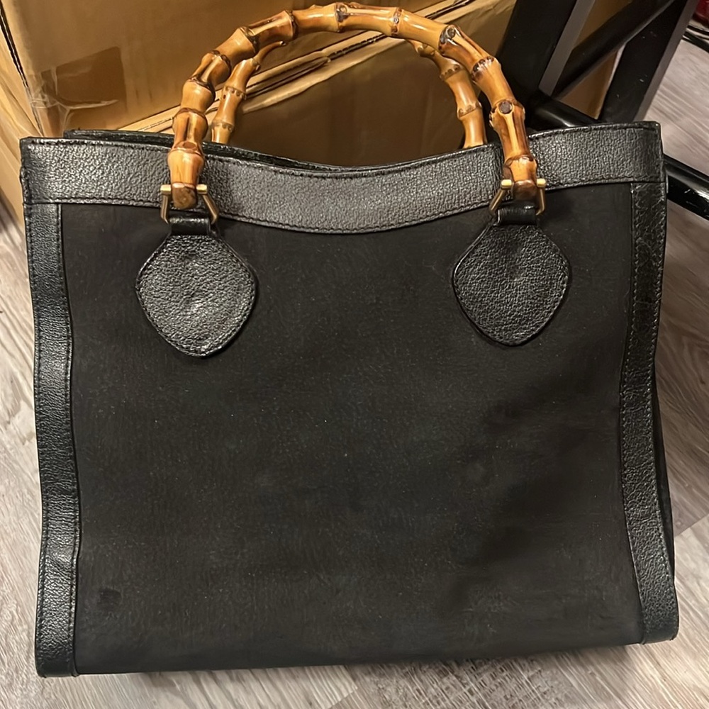 SOLD-SOLD. Vintage Pre loved Gucci Suede with leather ( bamboo) - Picture 15 of 17